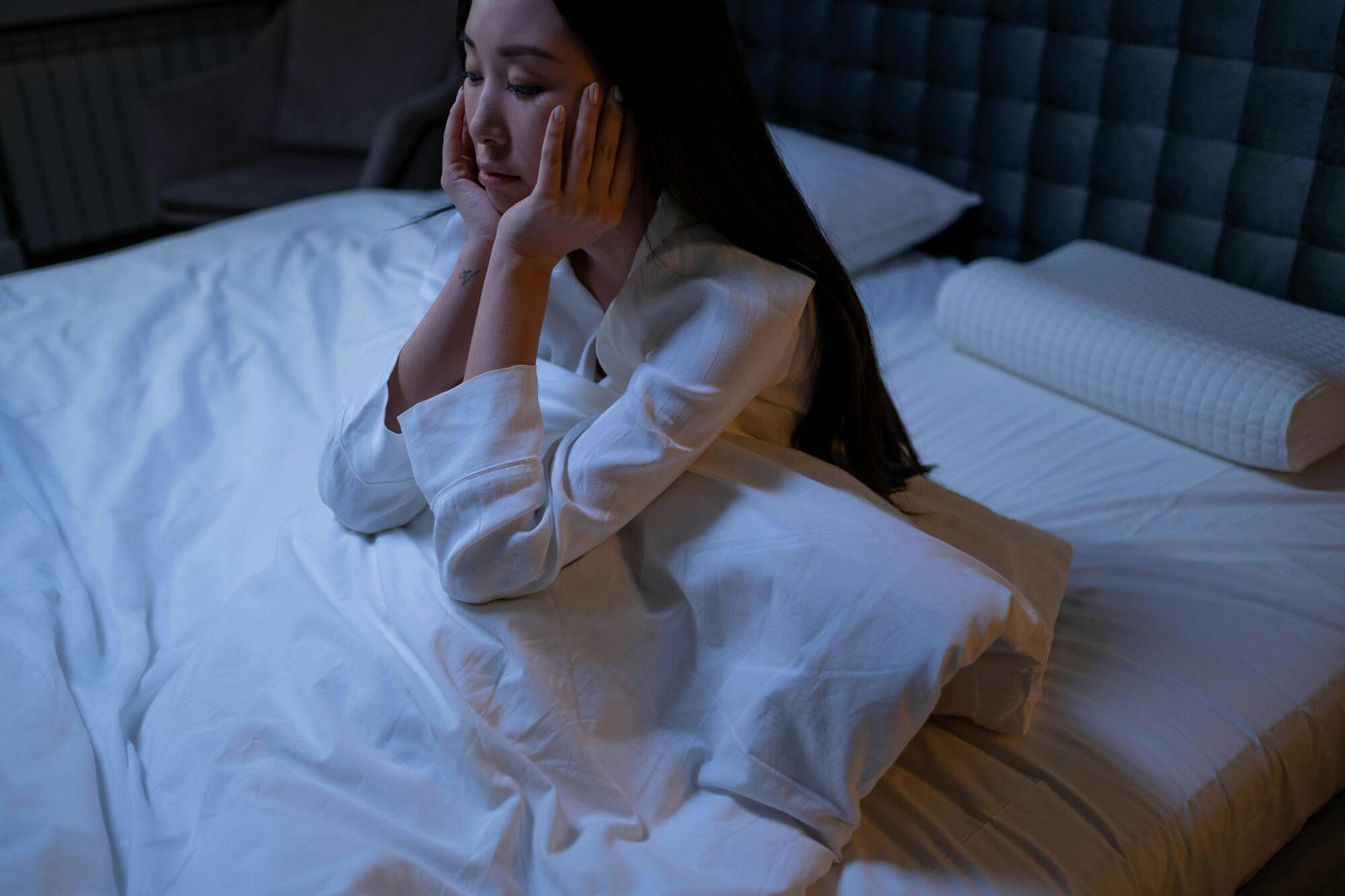 Sleeping With Stress: How Anxiety & Uncertainty Affect Our Sleep